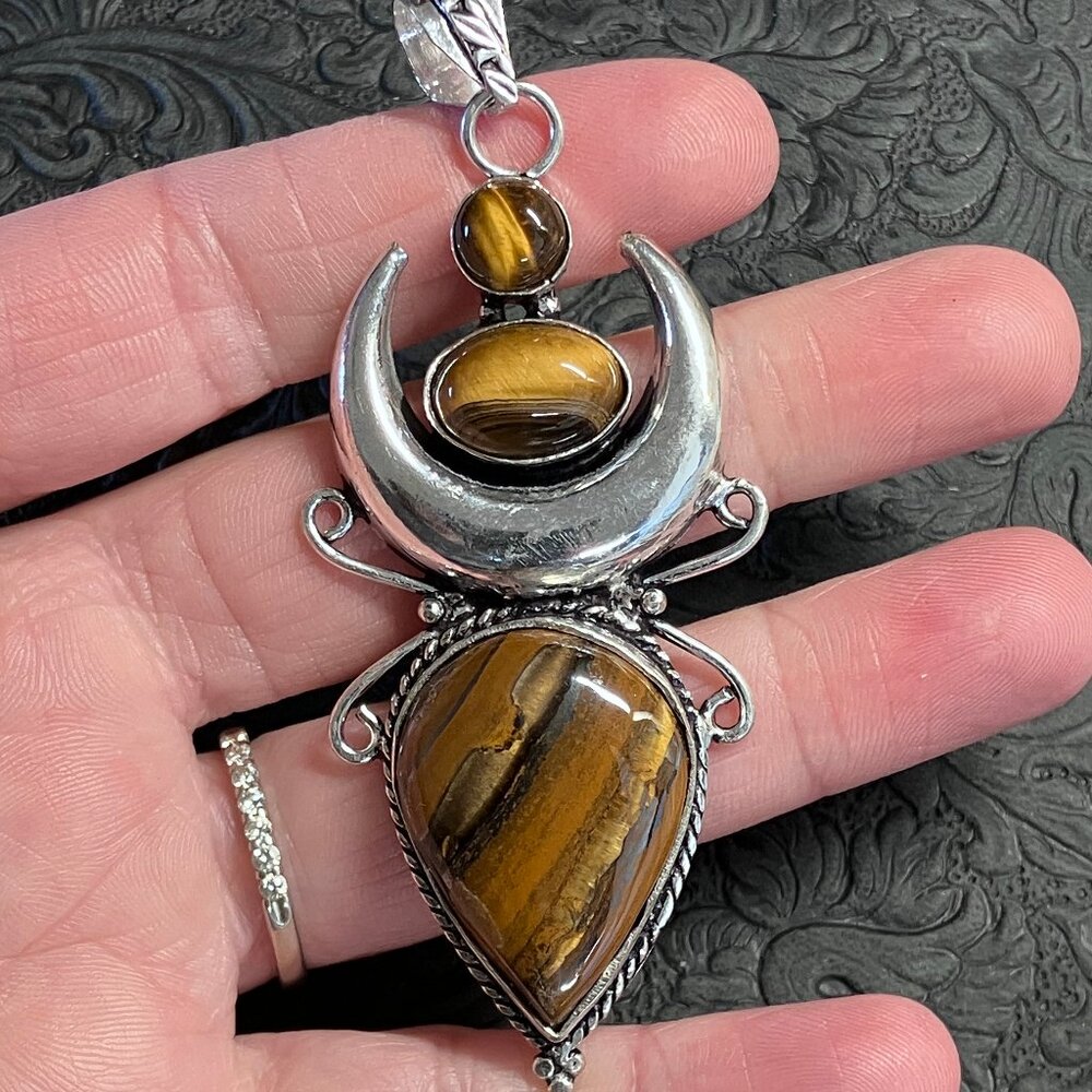Witchy Tigers Eye Crescent Moon Pendant Stone Crystal Fairycore Jewelry